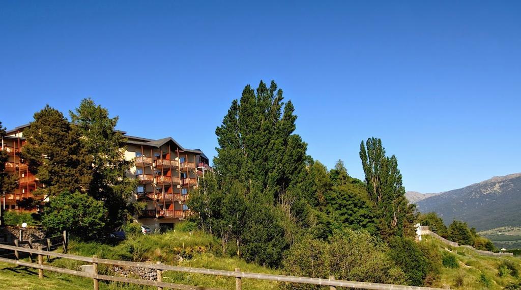 Les Balcons Du Soleil Aparthotel Font-Romeu-Odeillo-Via Eksteriør bilde